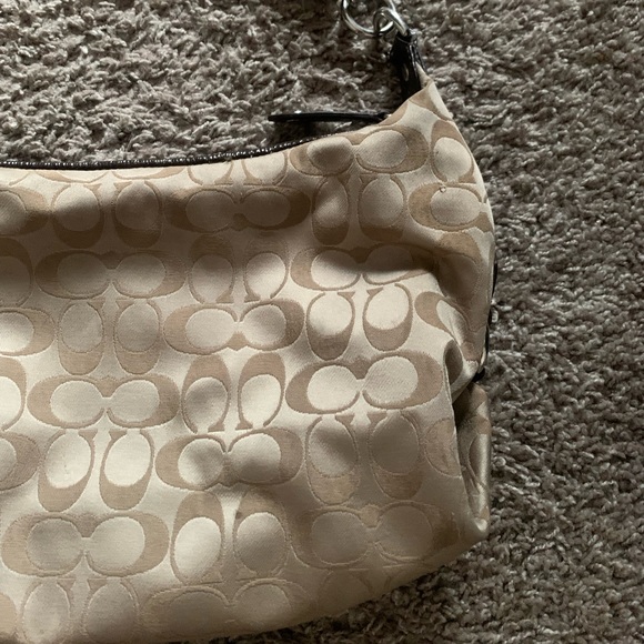 COACH Ashley Signature Hobo Handbag, Tan, Good Condition. Minor flaws. - Picture 3 of 5
